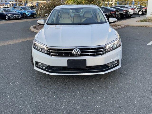 2017 Volkswagen Passat 1.8T SE Technology