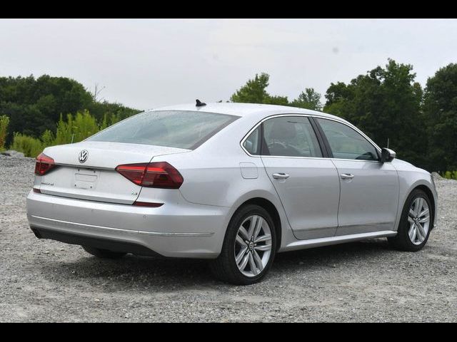 2017 Volkswagen Passat 1.8T SE Technology