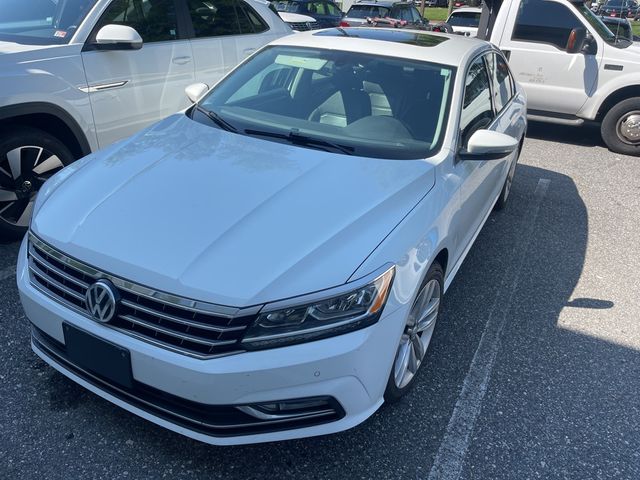 2017 Volkswagen Passat 1.8T SE Technology