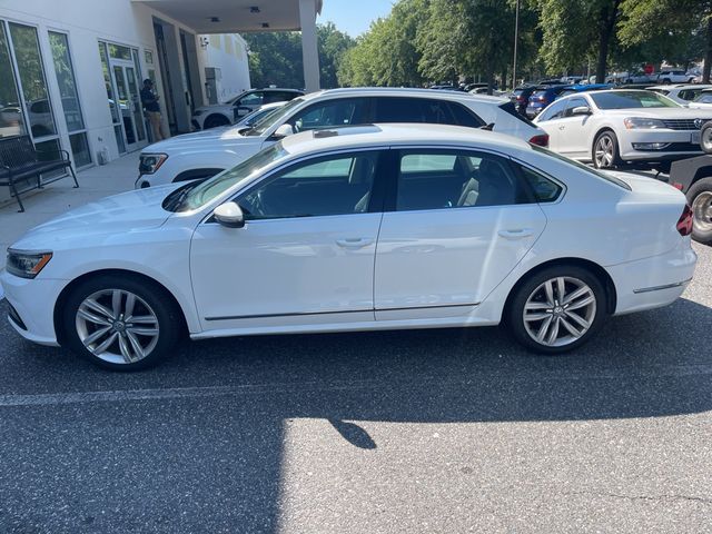 2017 Volkswagen Passat 1.8T SE Technology