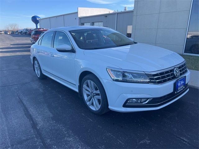 2017 Volkswagen Passat 1.8T SE Technology