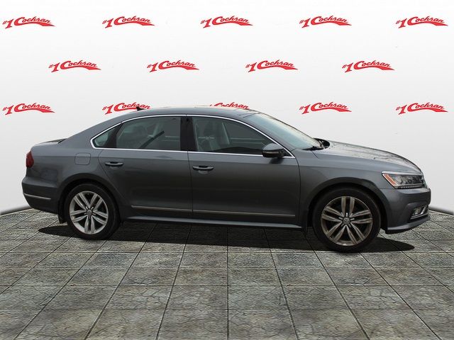 2017 Volkswagen Passat 1.8T SE Technology