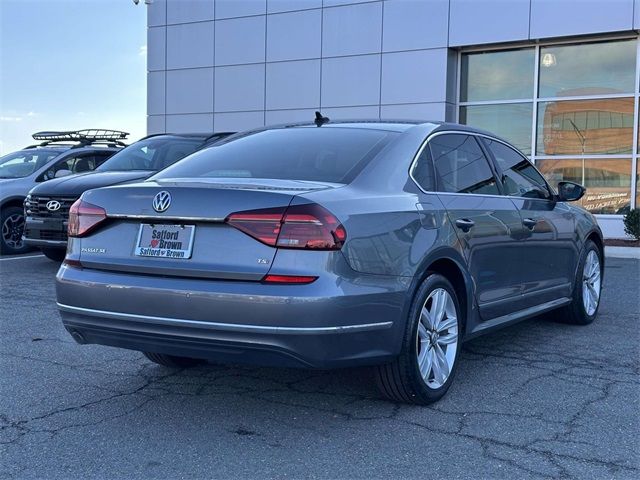 2017 Volkswagen Passat 1.8T SE Technology
