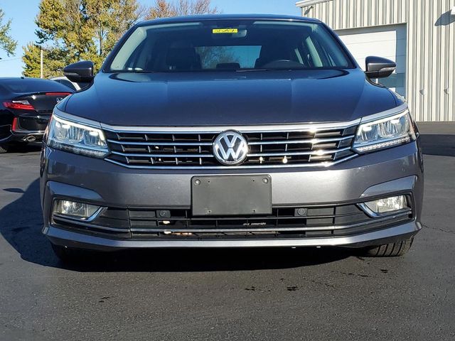 2017 Volkswagen Passat 1.8T SE Technology