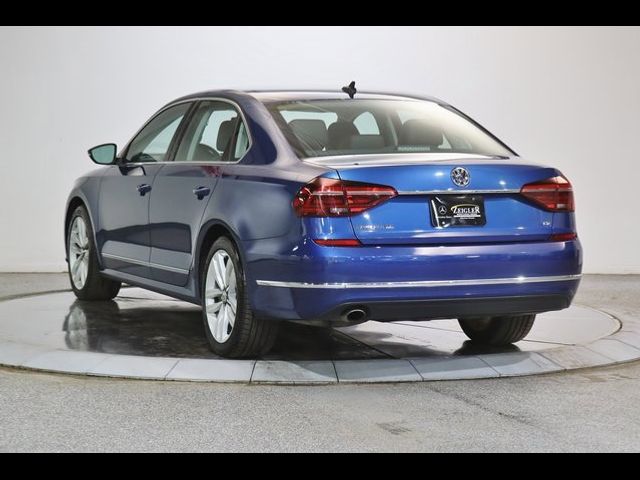 2017 Volkswagen Passat 1.8T SEL Premium