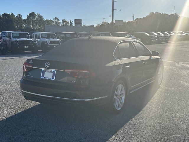 2017 Volkswagen Passat 1.8T SEL Premium