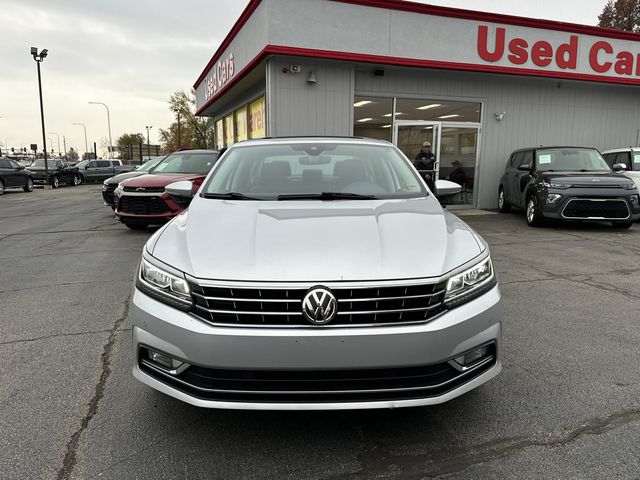 2017 Volkswagen Passat 1.8T SEL Premium