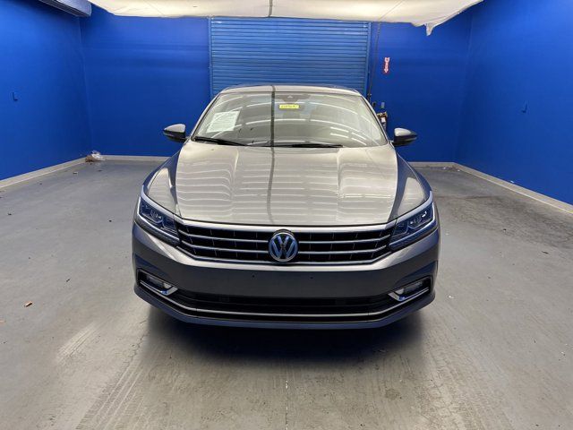 2017 Volkswagen Passat 1.8T SEL Premium