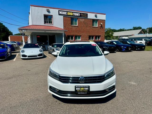 2017 Volkswagen Passat 1.8T SEL Premium