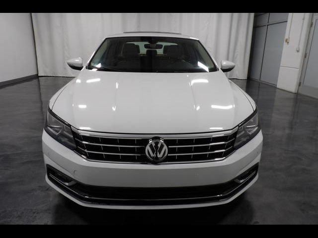 2017 Volkswagen Passat 1.8T SEL Premium