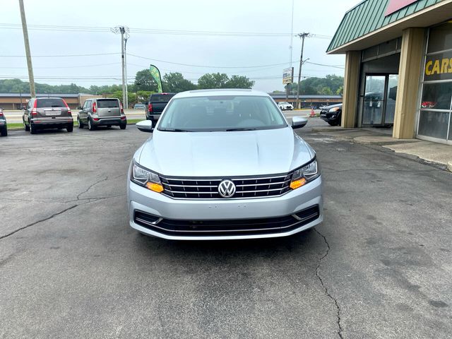 2017 Volkswagen Passat 1.8T SE