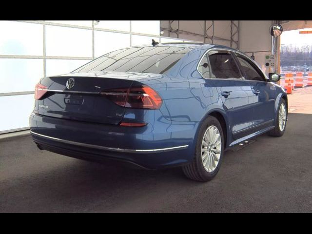 2017 Volkswagen Passat 1.8T SE