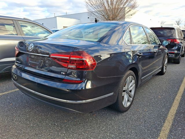 2017 Volkswagen Passat 1.8T SE Technology