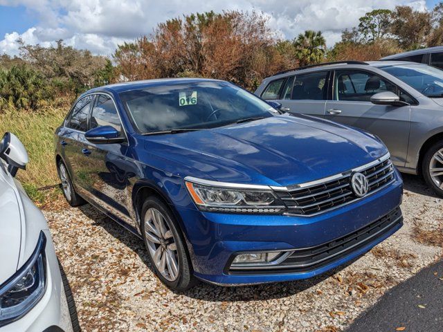 2017 Volkswagen Passat 1.8T SE Technology