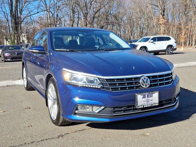 2017 Volkswagen Passat 1.8T SE Technology