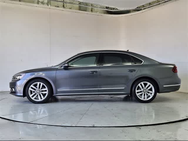 2017 Volkswagen Passat 1.8T SE Technology