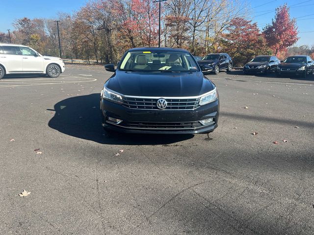 2017 Volkswagen Passat 1.8T SE Technology