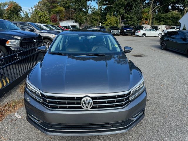 2017 Volkswagen Passat 1.8T SE Technology