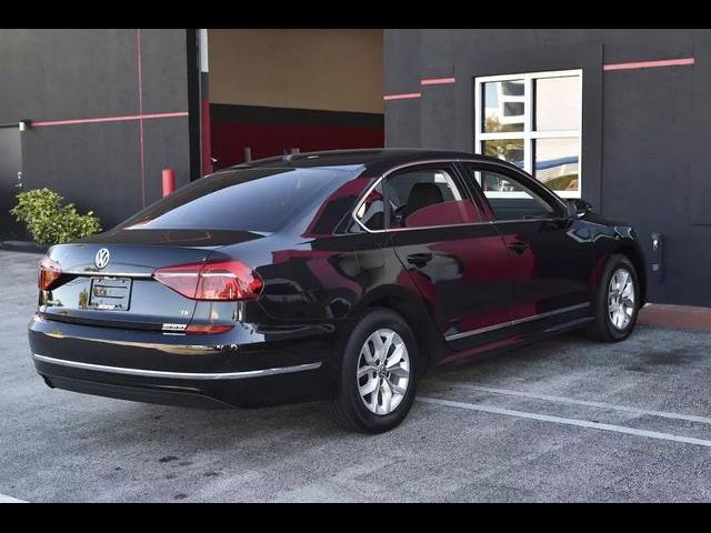 2017 Volkswagen Passat 1.8T S