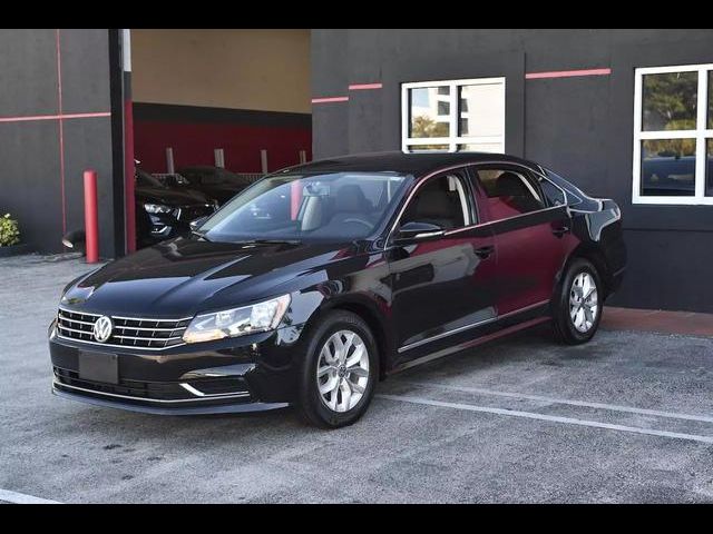 2017 Volkswagen Passat 1.8T S