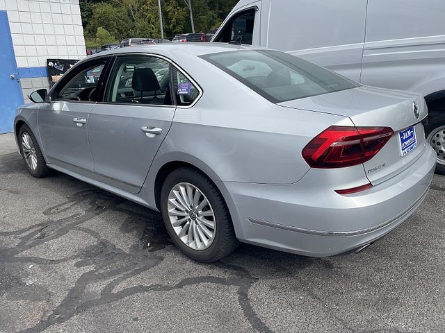 2017 Volkswagen Passat 1.8T SE