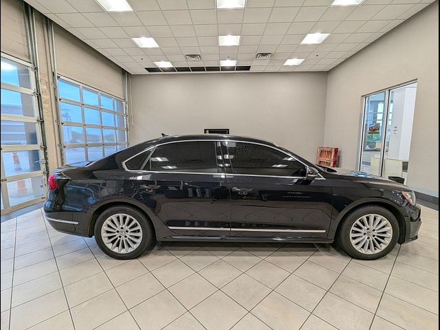 2017 Volkswagen Passat 1.8T SE