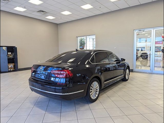 2017 Volkswagen Passat 1.8T SE