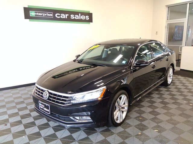 2017 Volkswagen Passat 1.8T SEL Premium