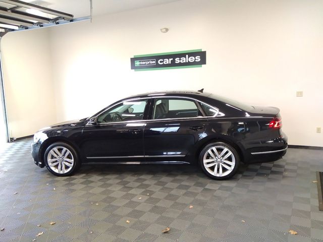 2017 Volkswagen Passat 1.8T SEL Premium