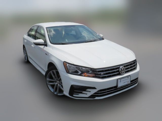 2017 Volkswagen Passat R-Line Comfort