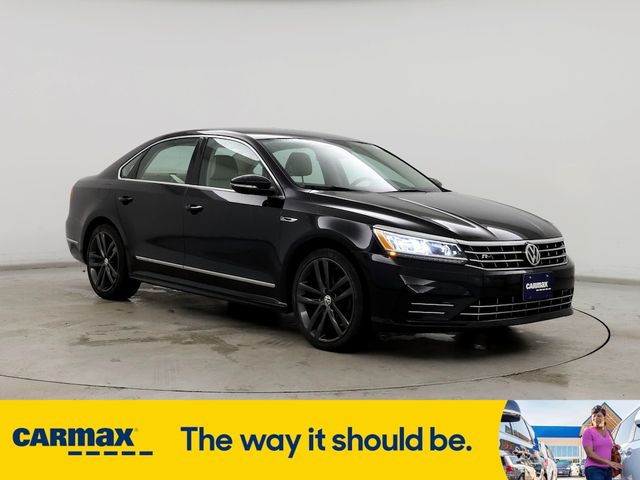 2017 Volkswagen Passat R-Line Comfort