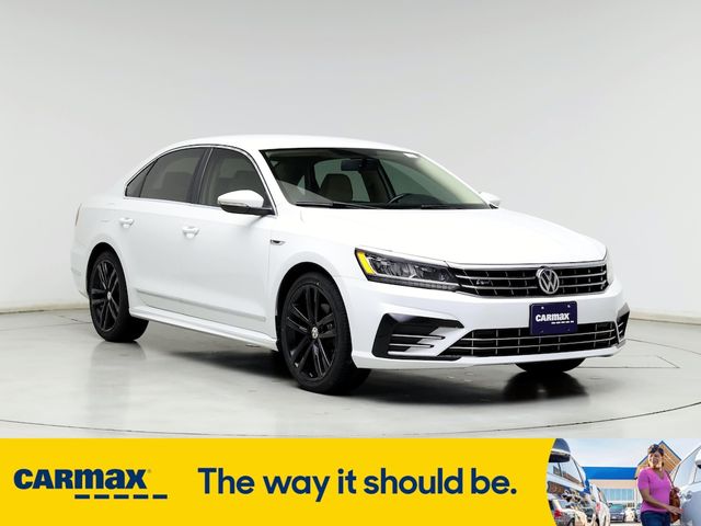 2017 Volkswagen Passat R-Line Comfort