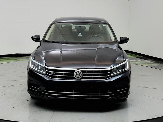 2017 Volkswagen Passat R-Line Comfort