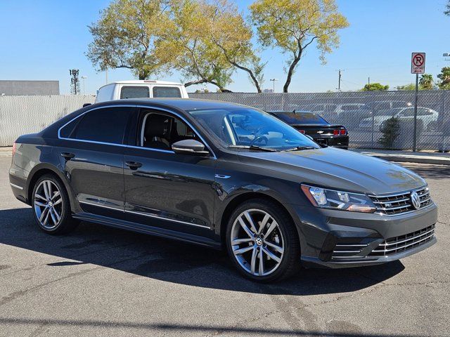 2017 Volkswagen Passat R-Line Comfort