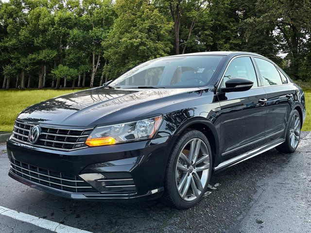 2017 Volkswagen Passat R-Line Comfort