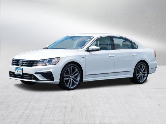 2017 Volkswagen Passat R-Line Comfort