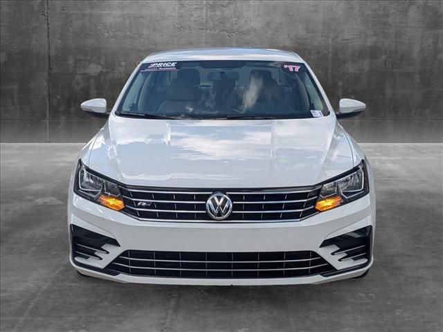 2017 Volkswagen Passat R-Line Comfort