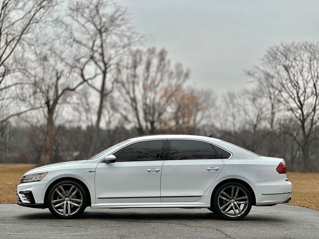 2017 Volkswagen Passat R-Line Comfort