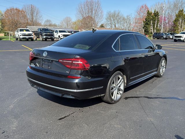 2017 Volkswagen Passat R-Line Comfort