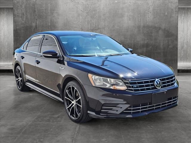 2017 Volkswagen Passat R-Line Comfort