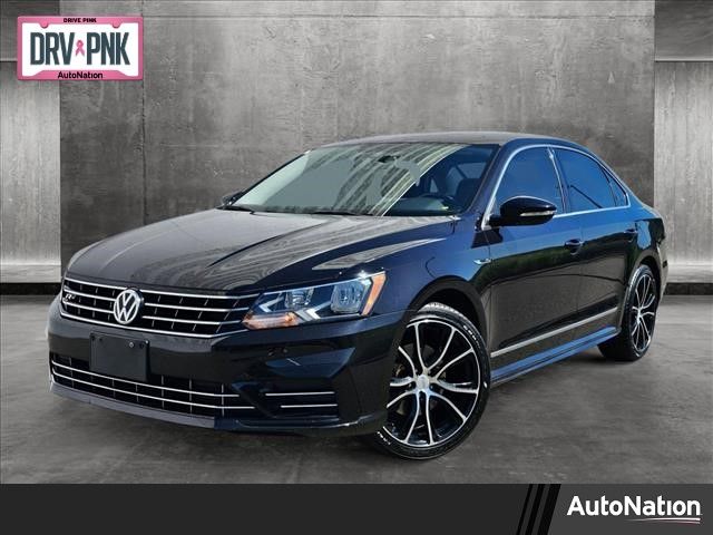 2017 Volkswagen Passat R-Line Comfort