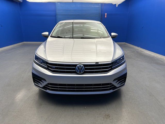 2017 Volkswagen Passat R-Line Comfort