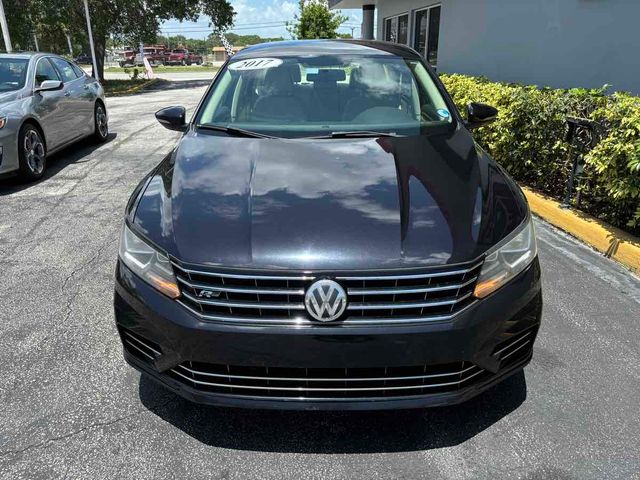 2017 Volkswagen Passat R-Line Comfort