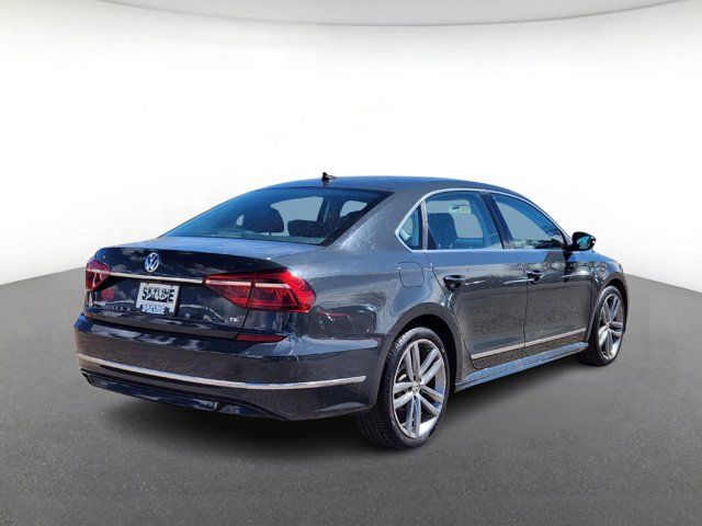 2017 Volkswagen Passat R-Line Comfort