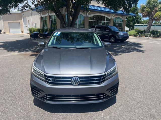 2017 Volkswagen Passat R-Line Comfort