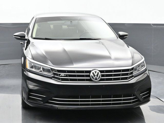 2017 Volkswagen Passat R-Line Comfort