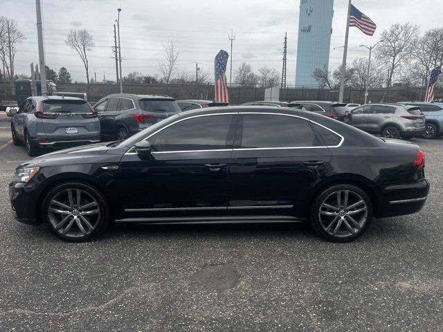2017 Volkswagen Passat R-Line Comfort