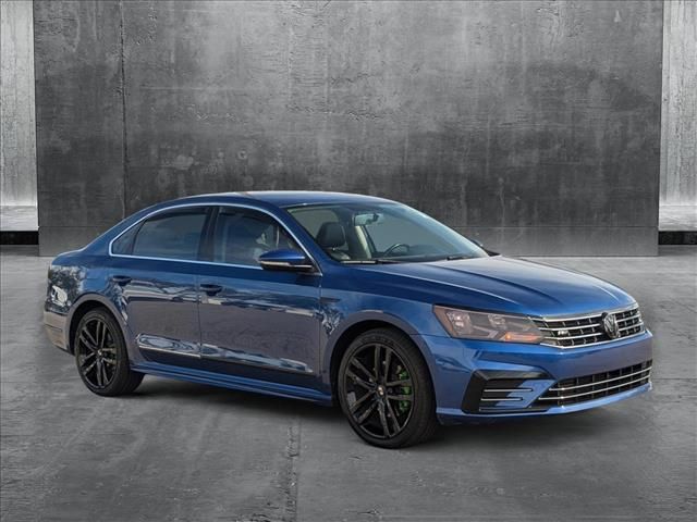 2017 Volkswagen Passat R-Line Comfort