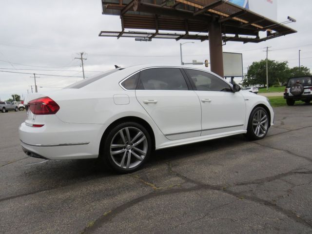 2017 Volkswagen Passat R-Line Comfort