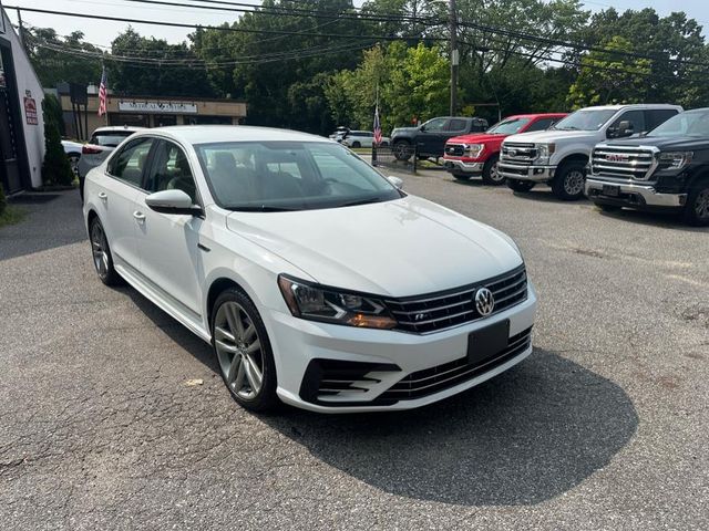 2017 Volkswagen Passat R-Line Comfort